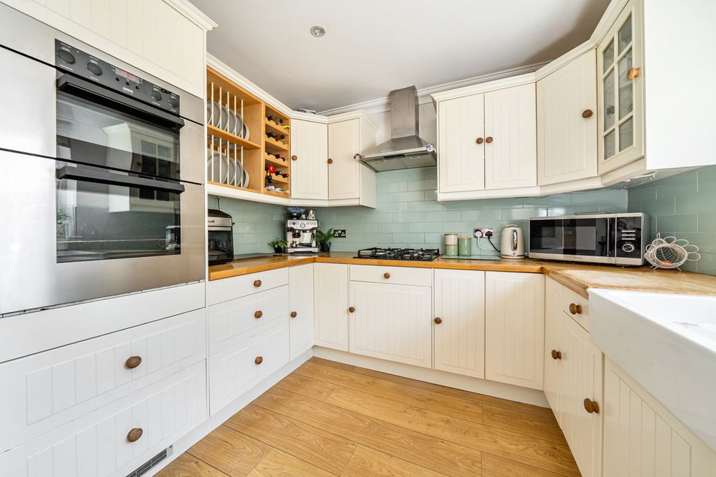 Property photo 2 of 23 1495395-22-6A5A3E...