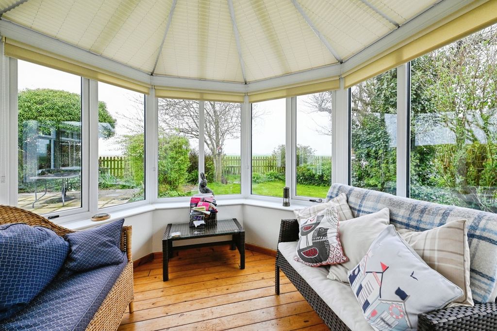 Property photo 3 of 23 Pbox-Img.Jpg