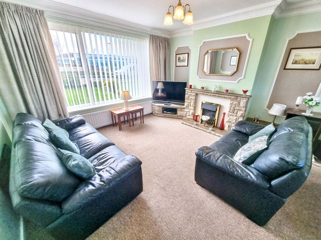 Property photo 3 of 11 Photo 9