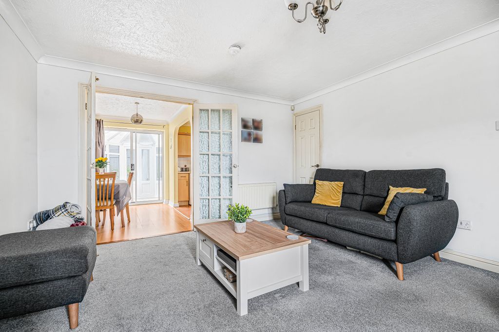 Property photo 3 of 25