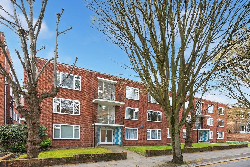 Property photo 1 of 13