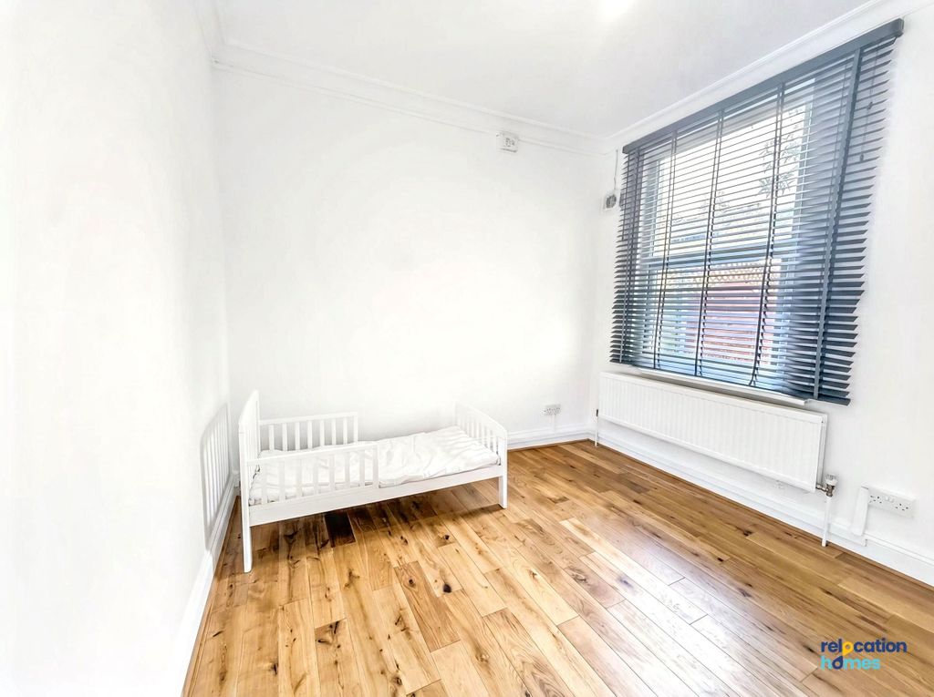 Property photo 2 of 5