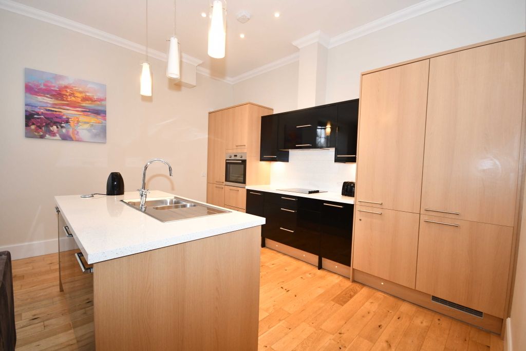 Property photo 1 of 9 Photo