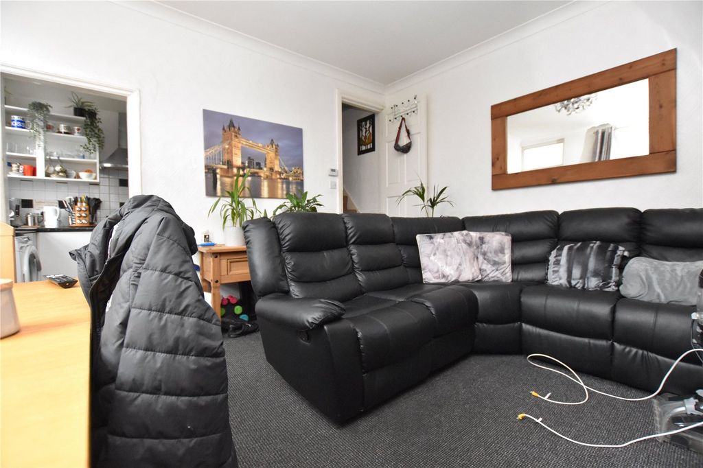 Property photo 3 of 10 Picture No. 08