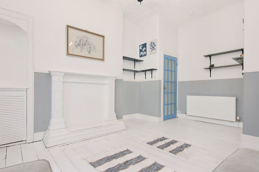 Property photo 3 of 15 Property Image 3