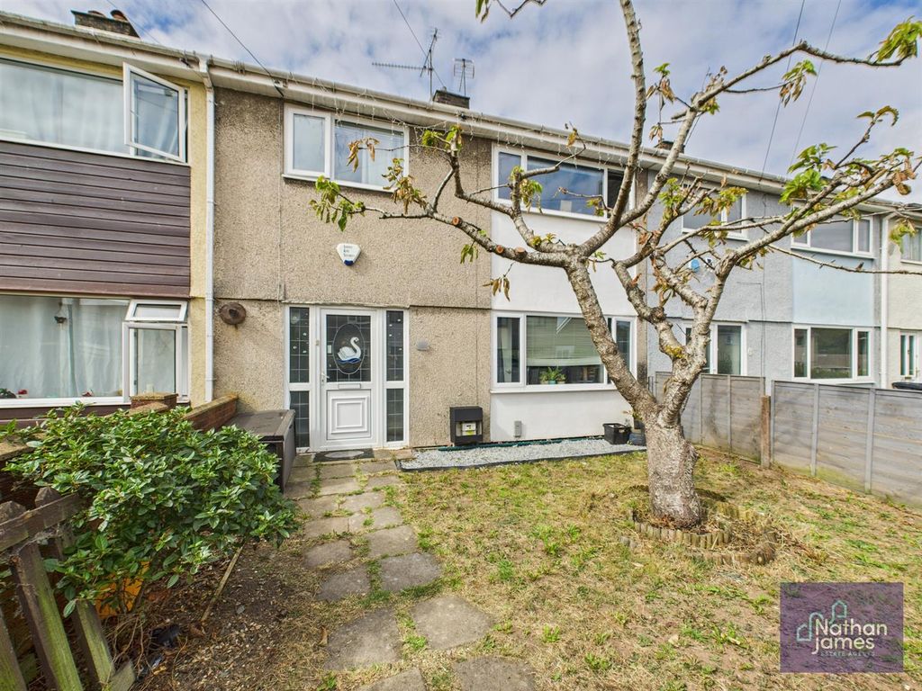 Property photo 1 of 14 Front