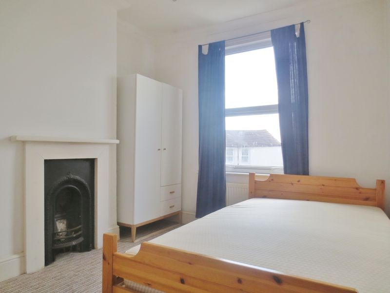 Property photo 3 of 9 Photo 14