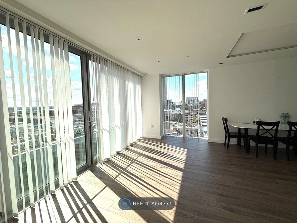Property photo 2 of 19