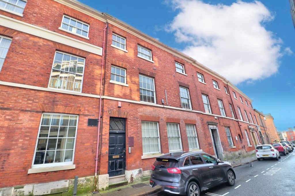 Property photo 1 of 6 Ecf9B219-E3C9-4Fa6-929C-8E0Edddc4E89.Jpg