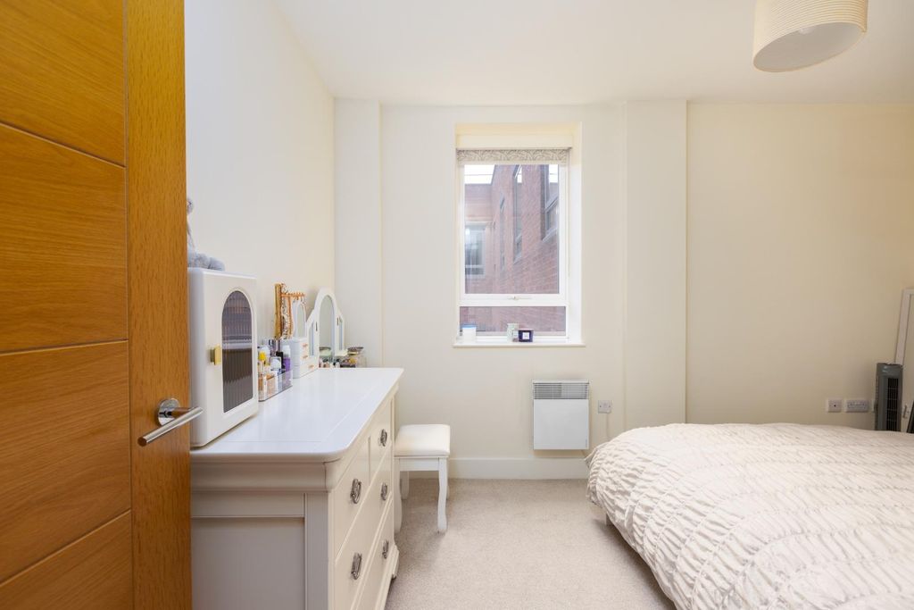 Property photo 3 of 23 Flat 36 Old Shoe Factory-13.Jpg