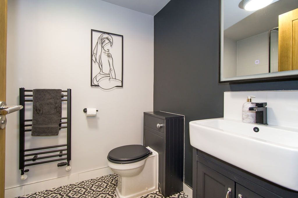 Additional image 16 of 2 bed flat for saleBay View, Old Barry Road, Penarth CF64