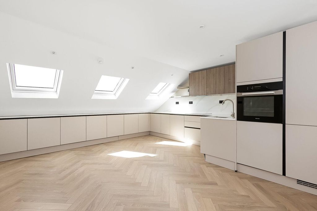 Property photo 3 of 10 R2A0045-5-1500x1000.Jpg