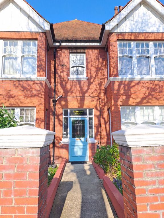 Property photo 1 of 7 Photo 7