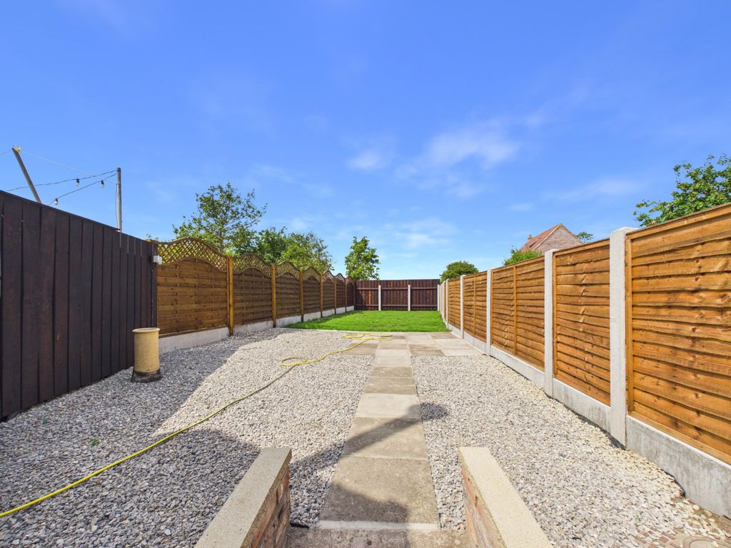 Property photo 3 of 13 5246905