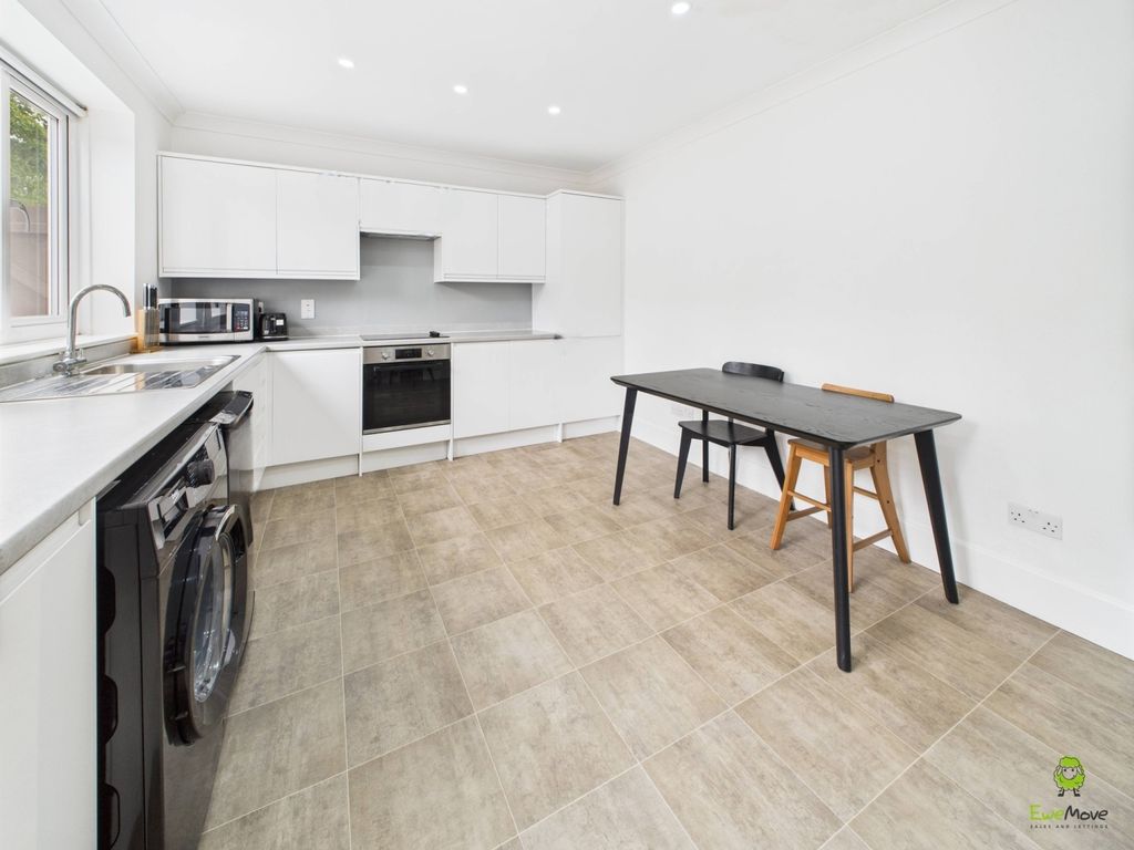 Property photo 3 of 10 Presented By Alfie Spike Of Ewemove Bexleyheath An