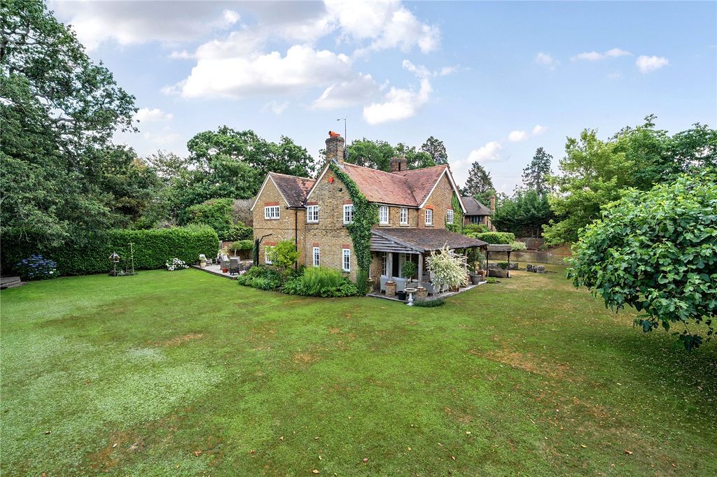 Property photo 2 of 35 Picture No. 53