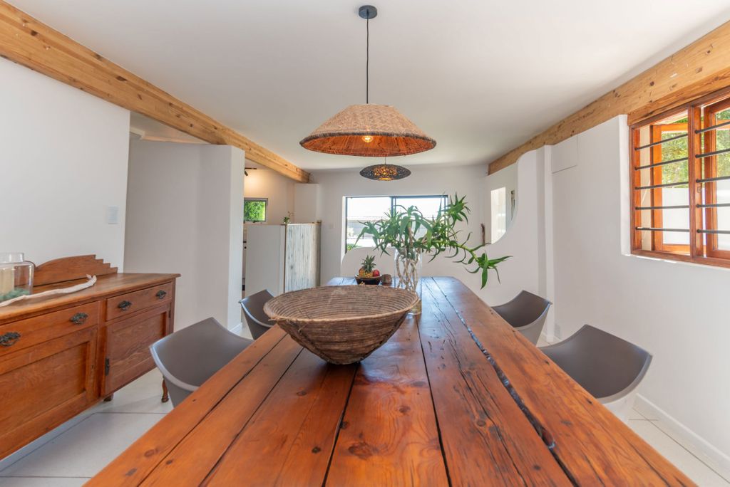 Property photo 2 of 28 Fh1690424