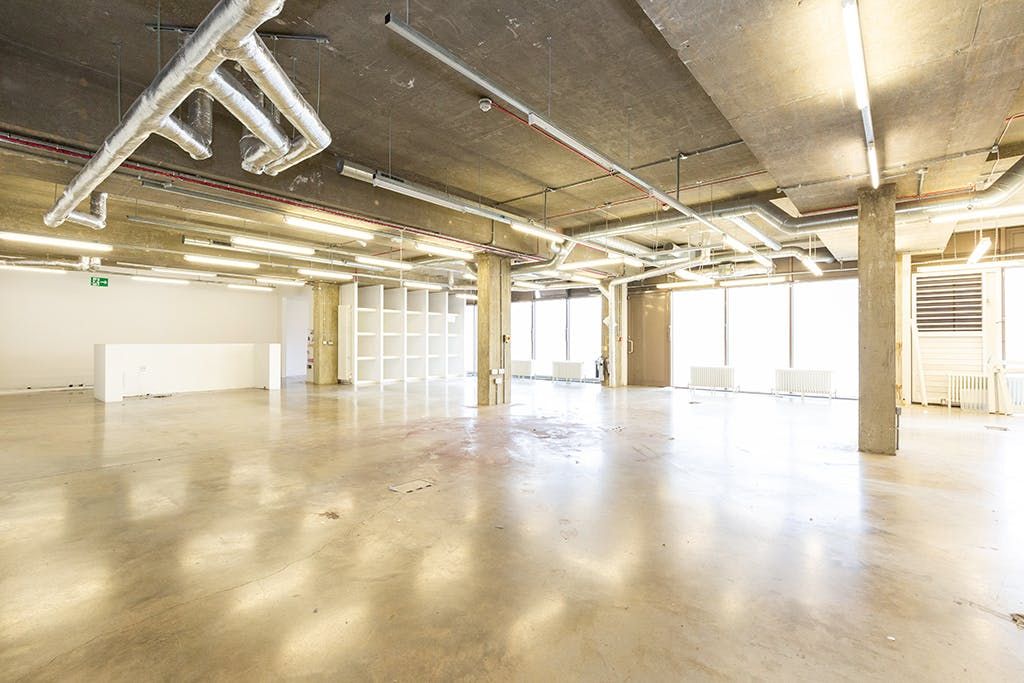 Property photo 2 of 6 50 De Beauvoir Crescent 9.Jpg