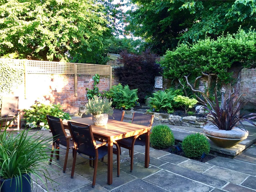 Property photo 3 of 13 Picture No. 04