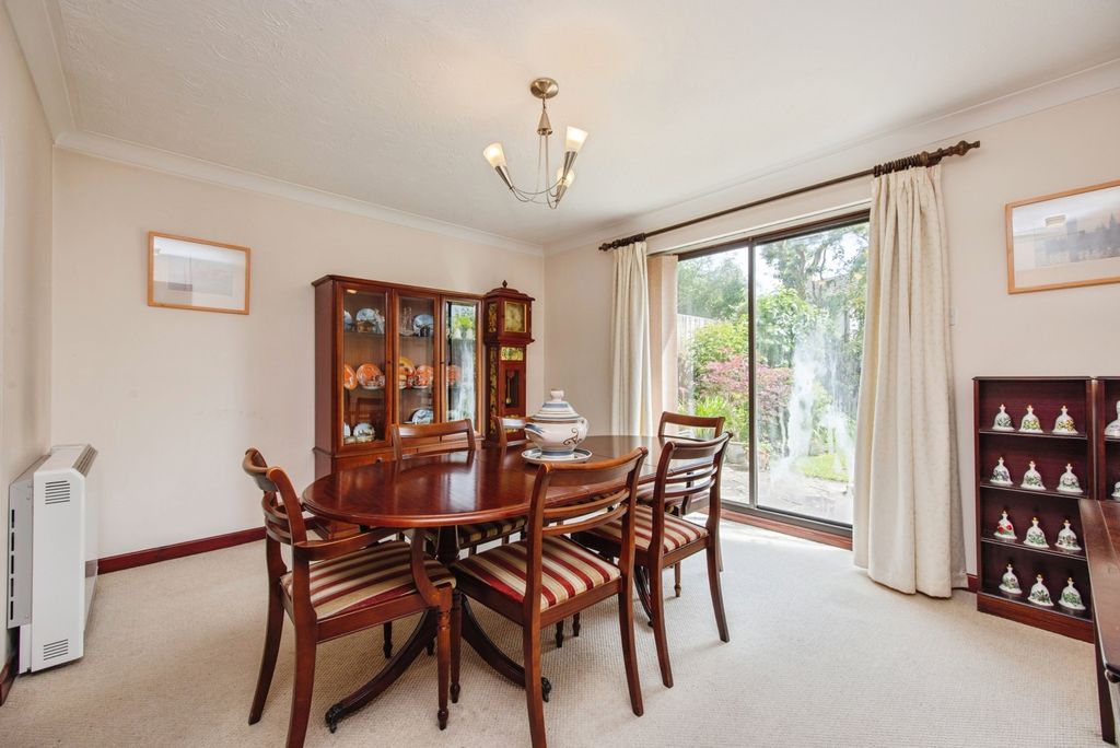 Property photo 3 of 18 Pbox-Img.Jpg