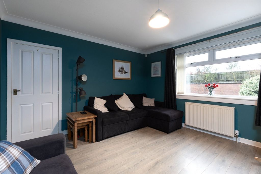 Property photo 2 of 18 Living Room