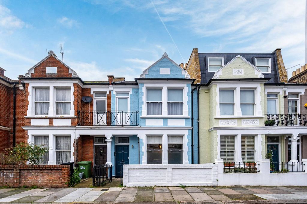 Property photo 3 of 10