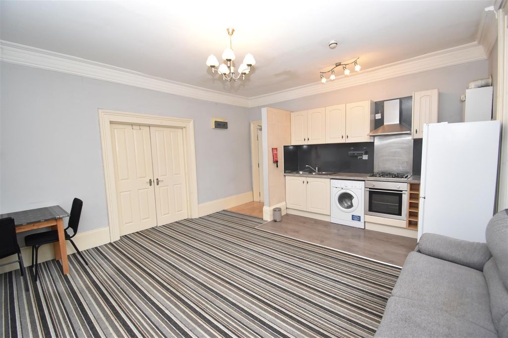 Property photo 2 of 8 Dsc_0021.Jpg