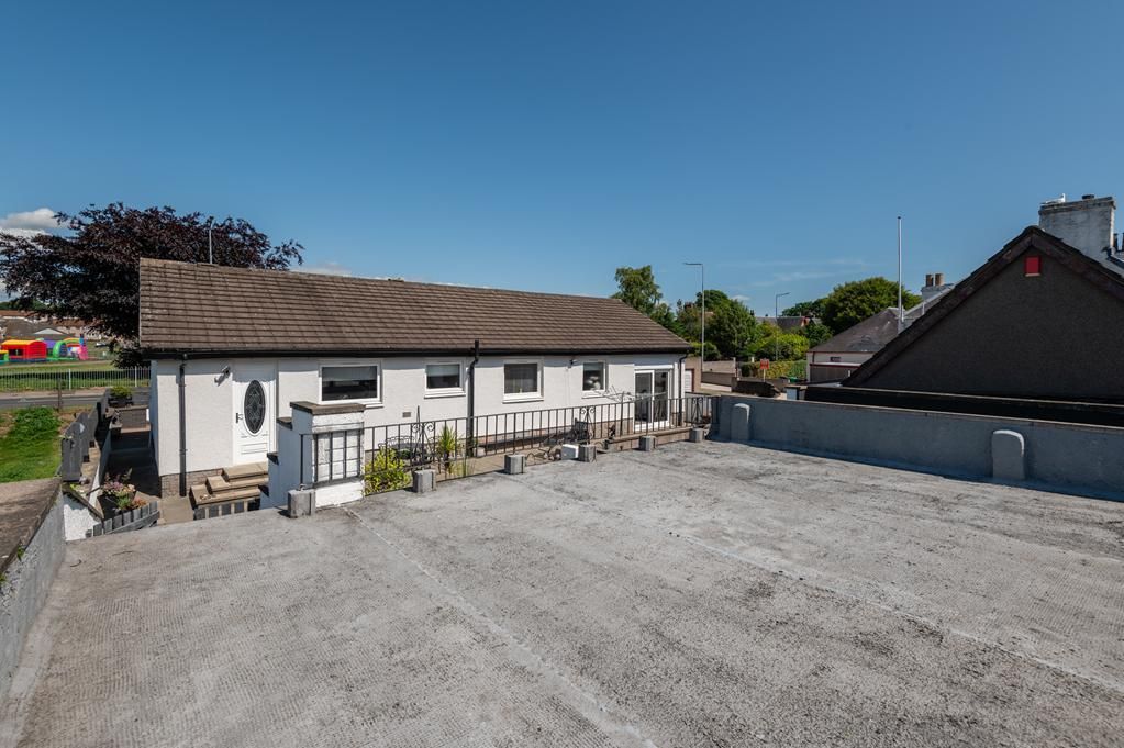Property photo 2 of 25 Lev1352Pem Roof Terrace.Jpg