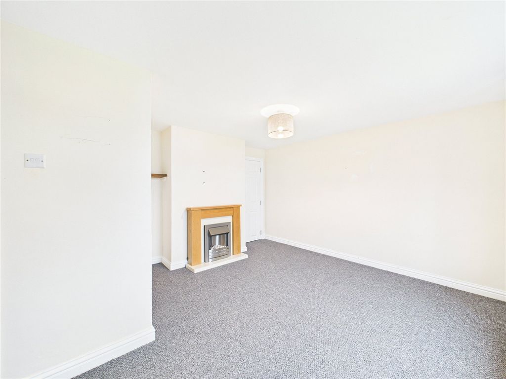 Property photo 3 of 15 Picture No. 13