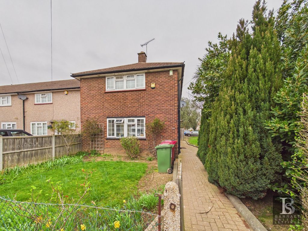 Property photo 3 of 33