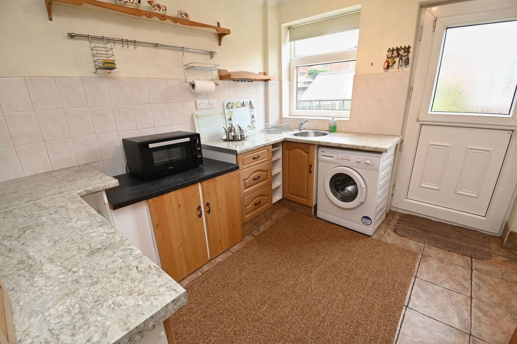 Property photo 3 of 22