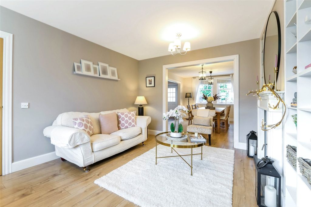 Property photo 3 of 28 Living Room