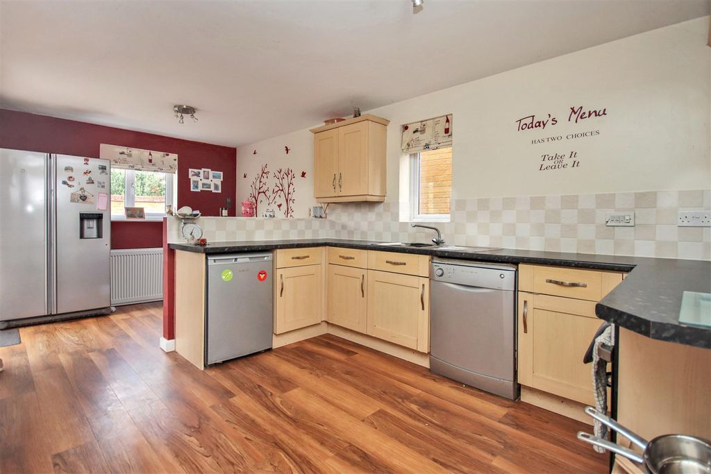 Property photo 3 of 21 Img_8936.Jpg