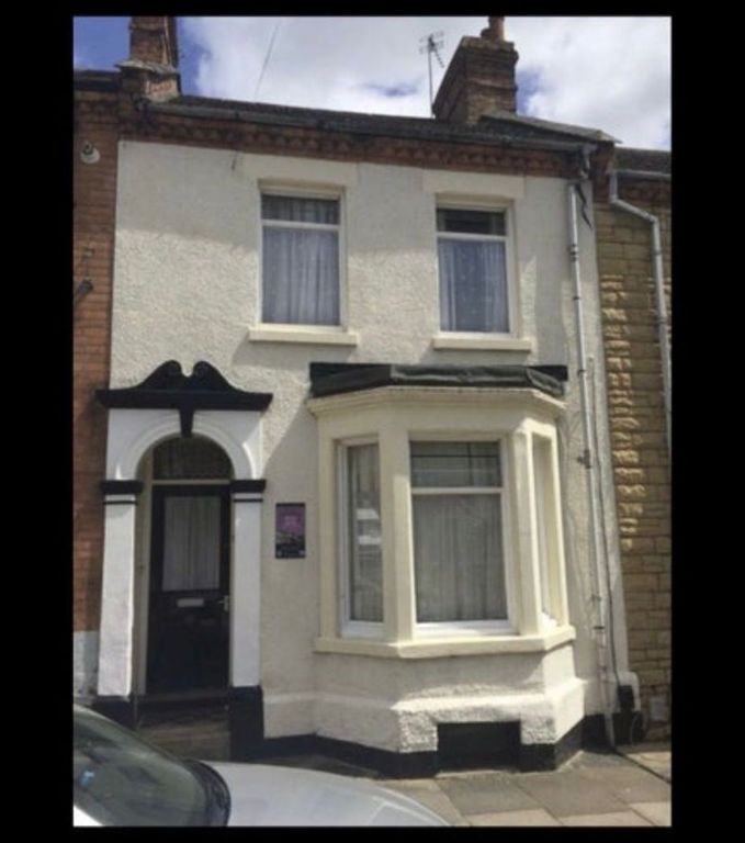 Property photo 1 of 4