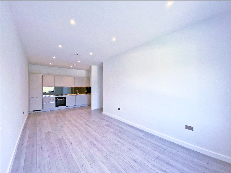 Property photo 2 of 7 1