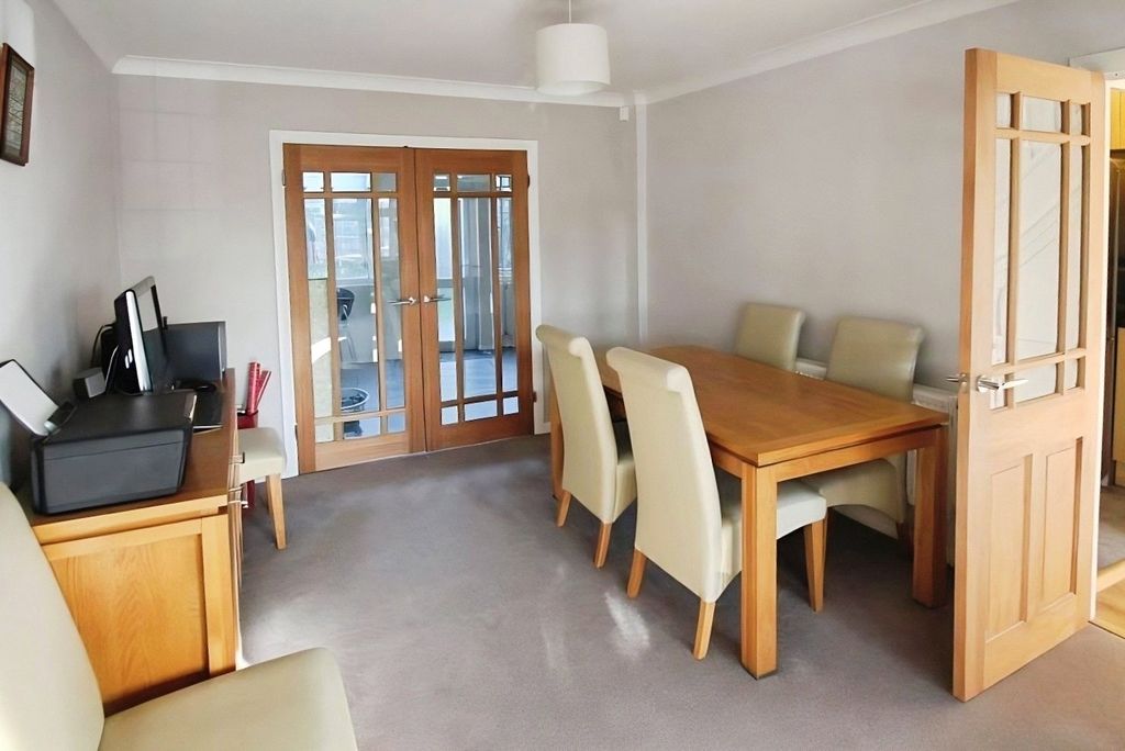 Property photo 3 of 12 Picture No. 04