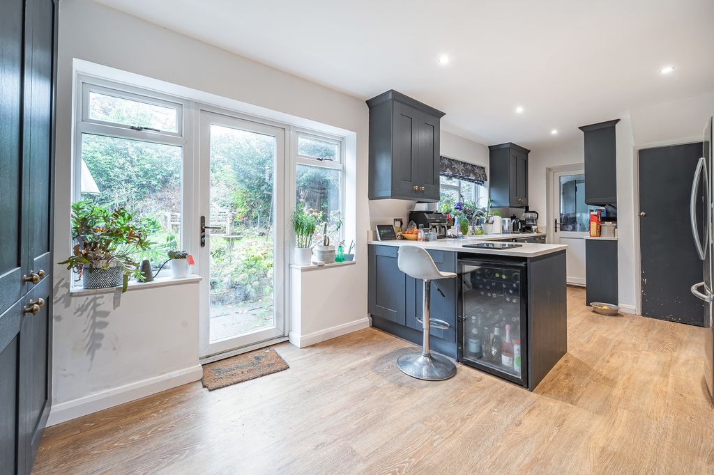 Additional image 5 of 5 bed detached house for saleOld Rectory Gardens, Farnborough GU14