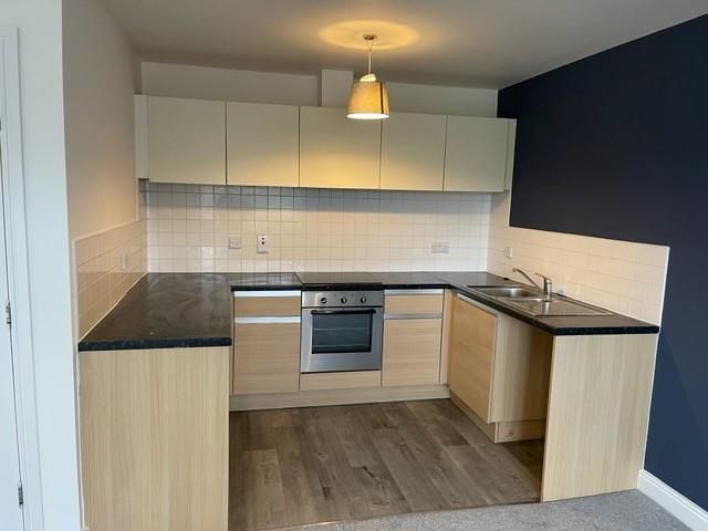 Property photo 2 of 9 Kitchen.Jpg