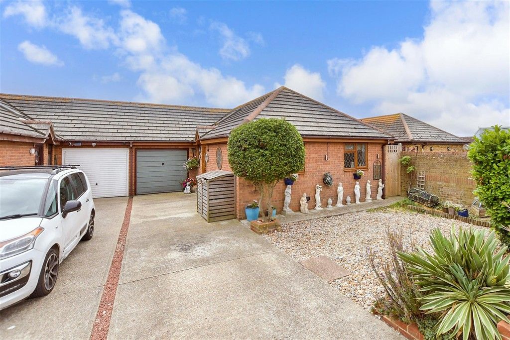 Property photo 3 of 14 External (Web).