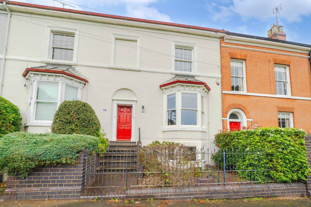 Property photo 1 of 27