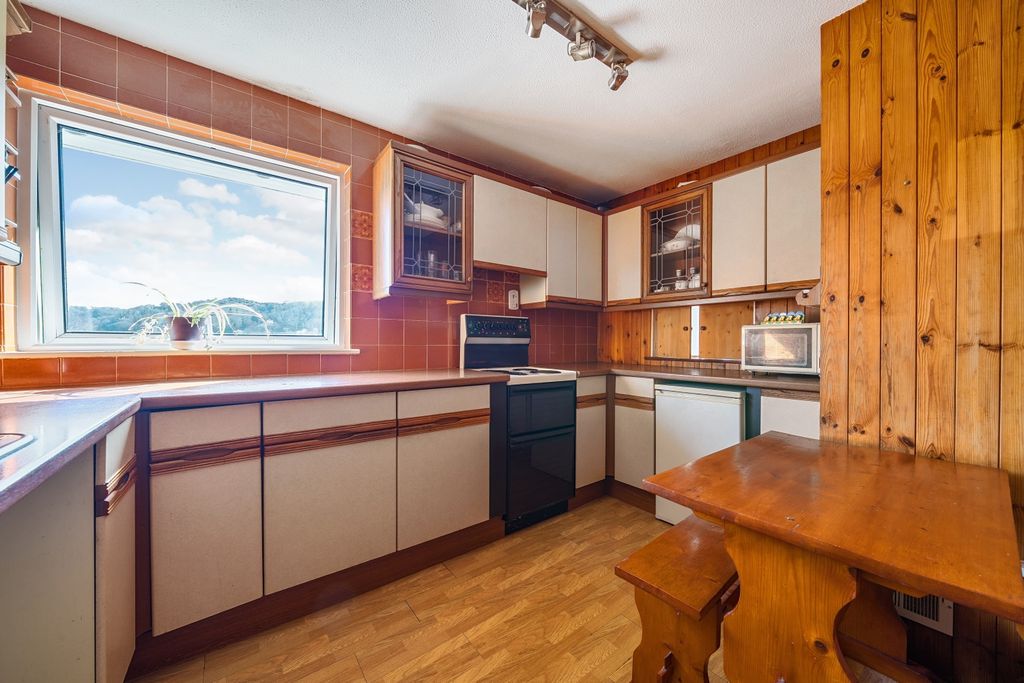 Property photo 2 of 20 1438661-10-69d67A6B28935