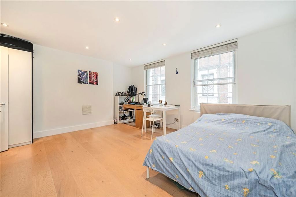 Property photo 3 of 4