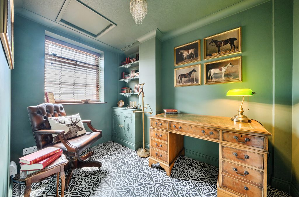 Property photo 3 of 23 1488320-14-6A61Ab...