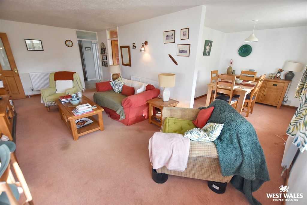 Additional image 6 of 3 bed detached bungalow for saleWhitehall Avenue, Pembroke SA71