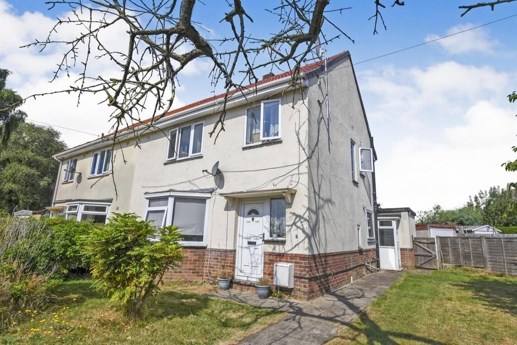 Property photo 1 of 2 Front