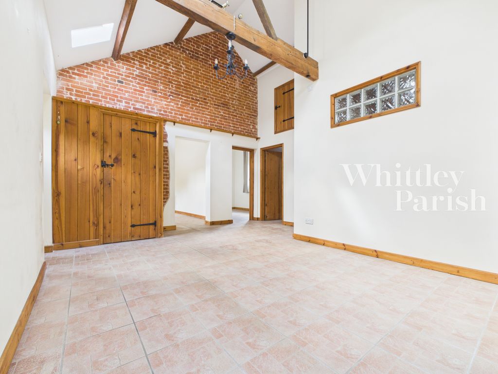 Property photo 2 of 16 Cam04332G0-Pr0709-Still011