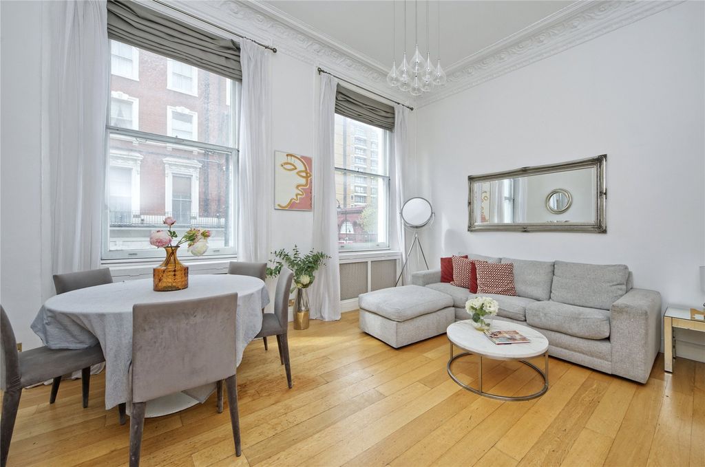 Property photo 1 of 11 Reception Room