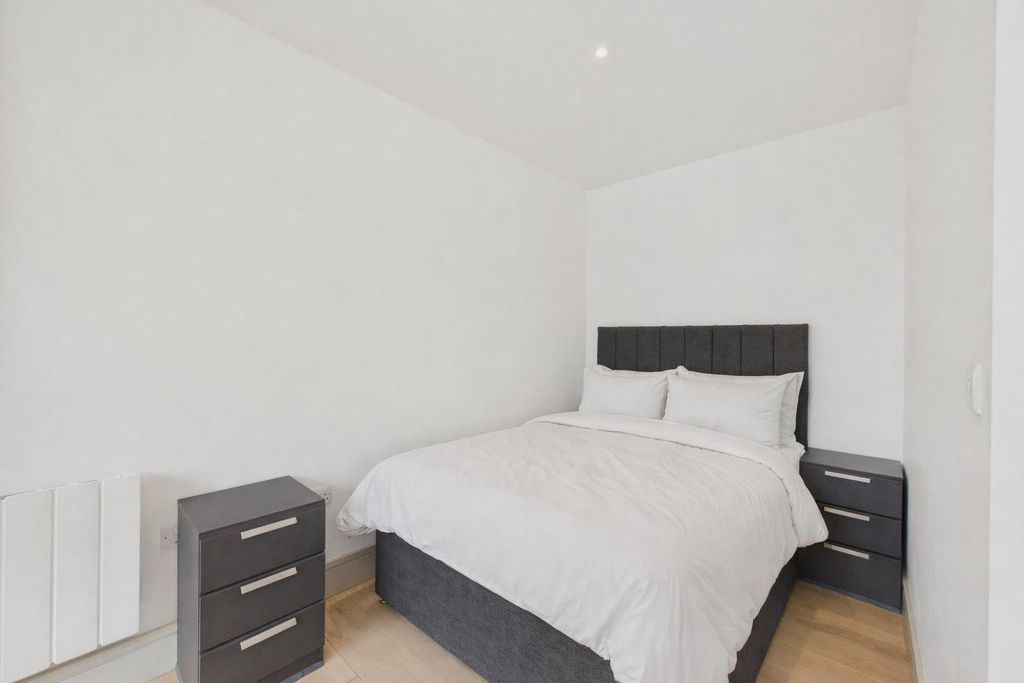 Property photo 2 of 8 2.Png