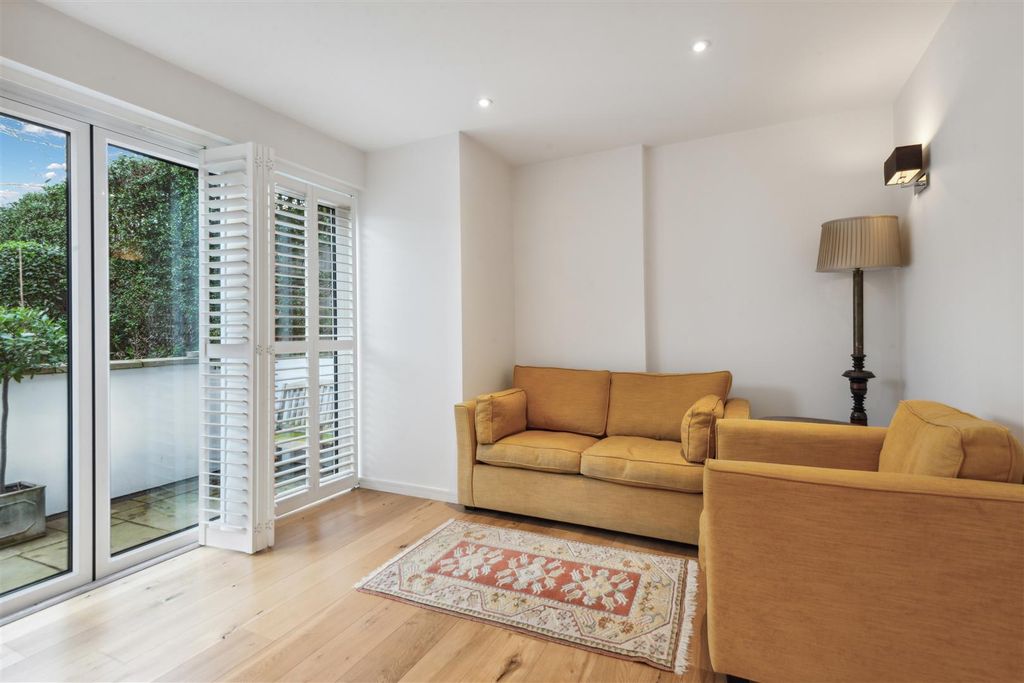 Property photo 2 of 10 10.Jpg