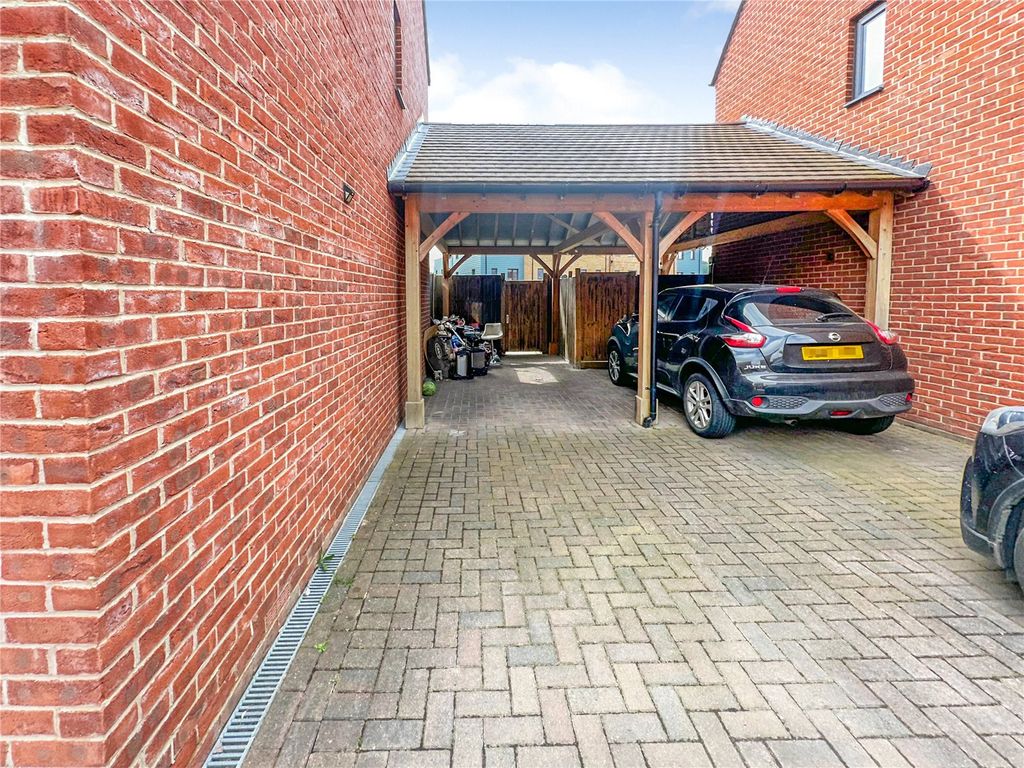 Property photo 2 of 14 Picture No. 28